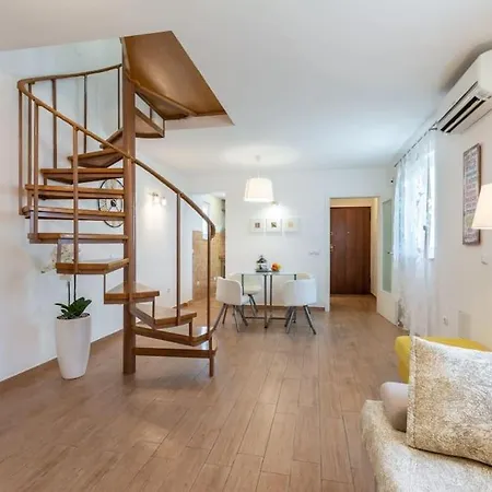 Sun House In The Centre * Split